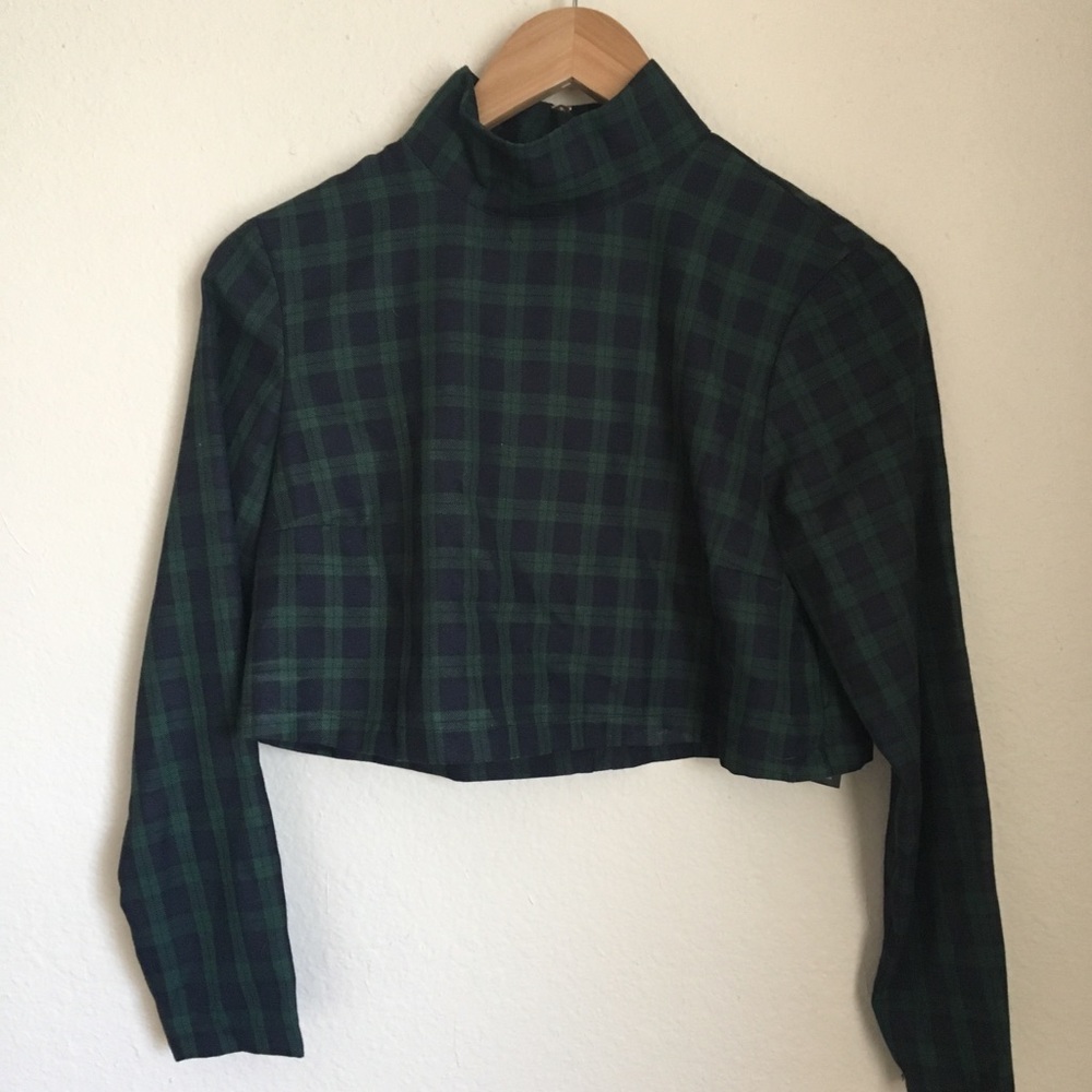plaid cropped top